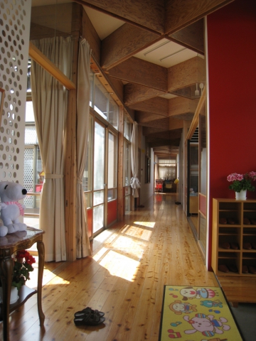 Ecole maternelle de Yatsushiro, MIKAN