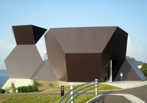 Toyo Ito Museum of Architecture, Toyo Ito